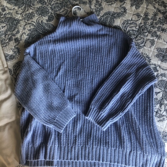 Cozy mock neck oversized sweater - Picture 2 of 4